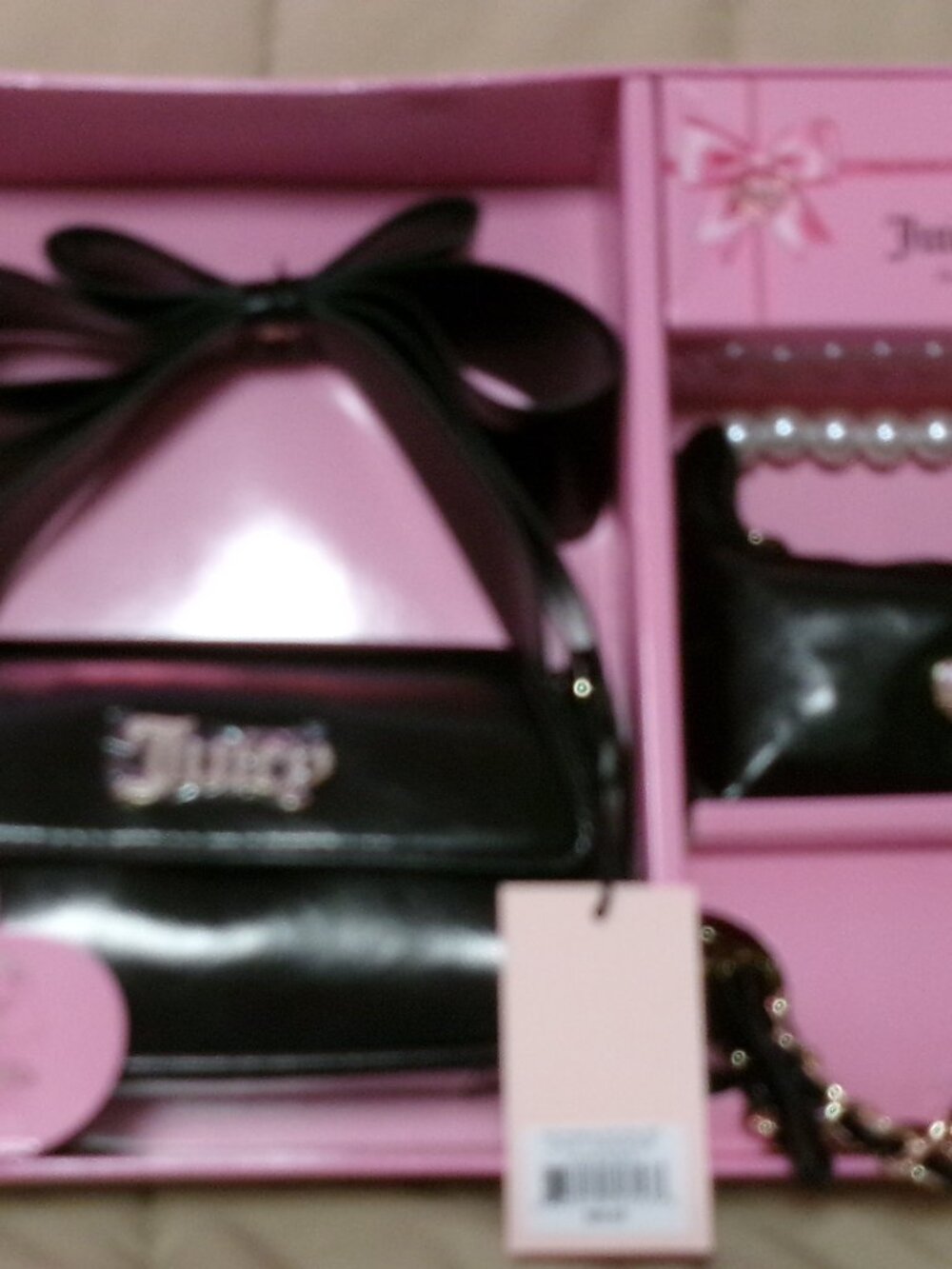 NWT 2 piece black Juicy Couture shoulder bag and clutch